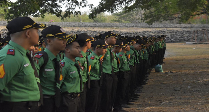 Taruna SMKN 1 Kebonsari Ikuti Pelatihan Water Rescue dan Vertical Rescue di Waduk Bening